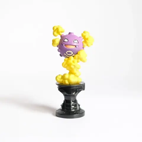 Koffing: Pokémon Diorama Battle Chess